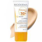 کرم ضد آفتاب رنگی بیودرما مدل Photoderm AR SPF +50